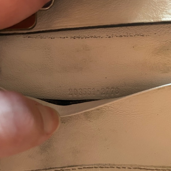 Authentic Gucci Heart GG Canvas Brown Key Case - Picture 2 of 9